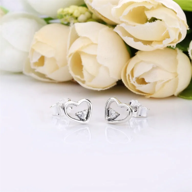 PANDORA Asimetrični uhani Hearts of Love, prozoren CZ - 297813CZ