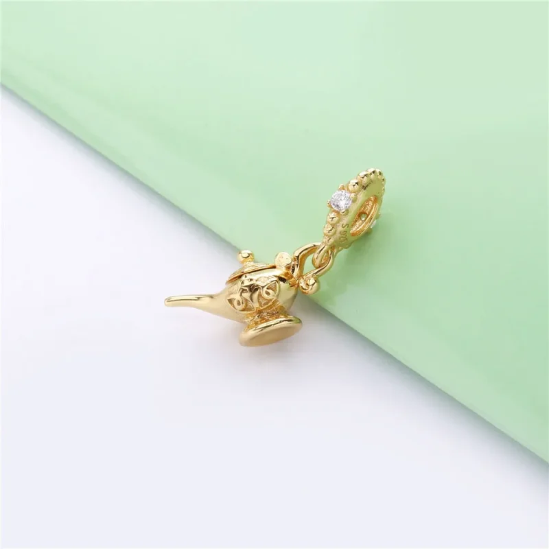 (slika za) PANDORA Disney, viseči obesek s čarobno svetilko - 768038CZ - Ogled 2