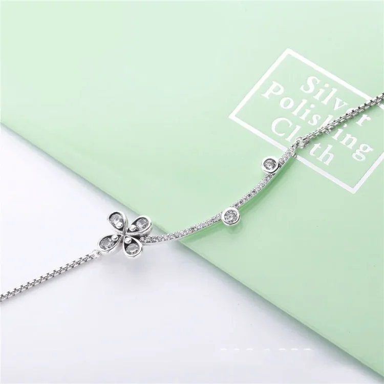 PANDORA ogrlica s štirimi cvetnimi listi - 397956CZ