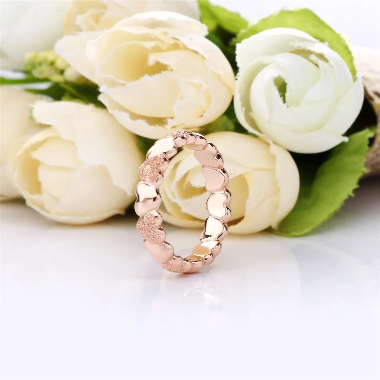 Prstan Matte Brilliance Hearts, Pandora Rose™ - 187950