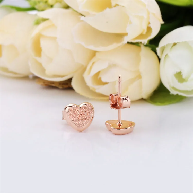 Uhani Matte Brilliance Hearts, Pandora Rose™ - 287928