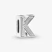 PANDORA obesek s sponkami črka K - 798207