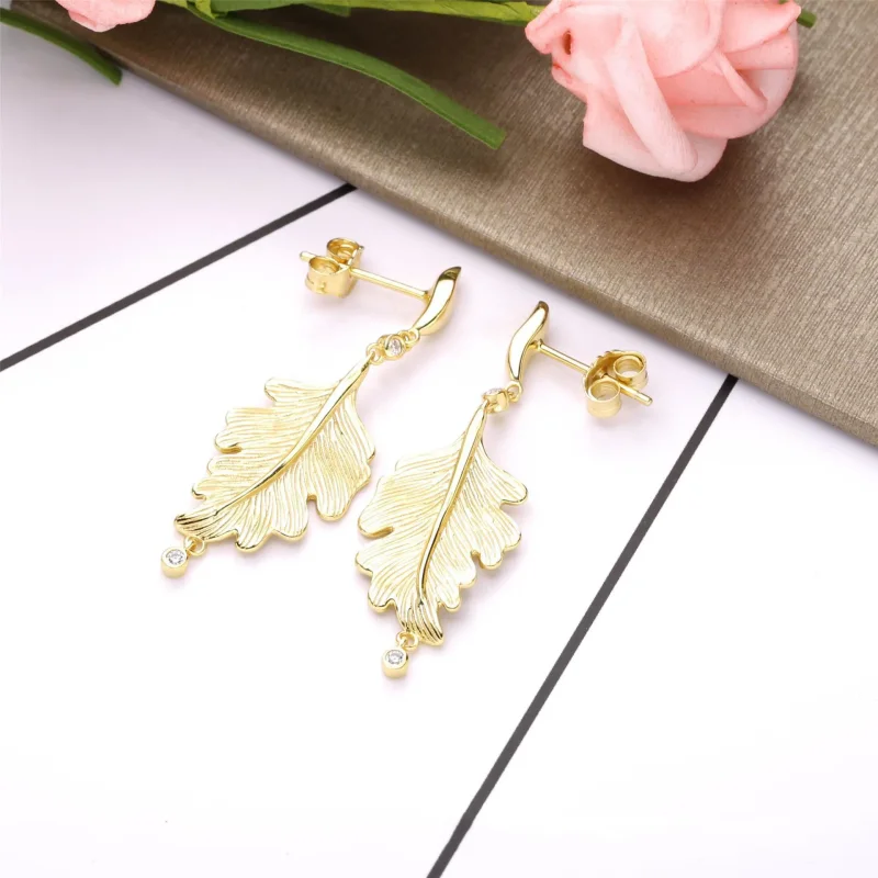 (slika za) PANDORA Uhani iz hrastovih listov - 268259CZ - Ogled 2