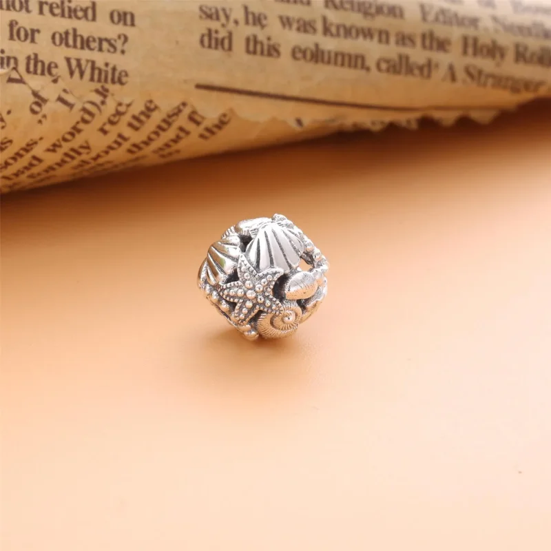 (slika za) PANDORA Obesek z odprto morsko zvezdo, školjkami in srčki - 798950C00 - Ogled 4