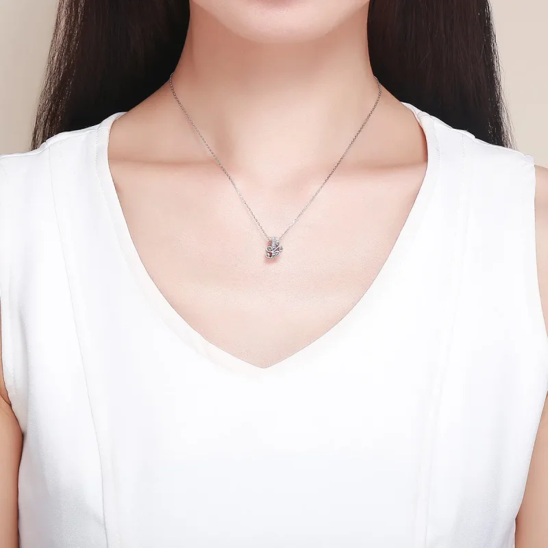 (slika za)  Obesek s bleščečimi pavé cvetovi v stilu Pandora, črka J - BSC030-J - Ogled 5