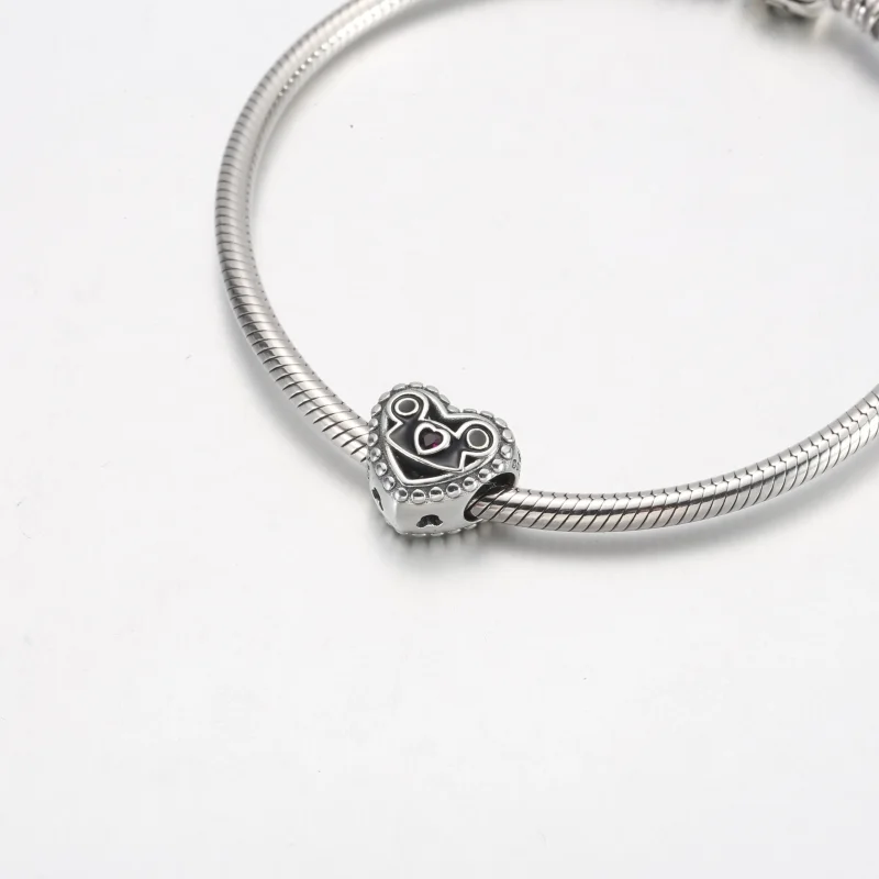 (slika za) PANDORA Disney Parks Mickey Mouse kapa z ušesi in grajski obesek - 792276C01 - Ogled 6