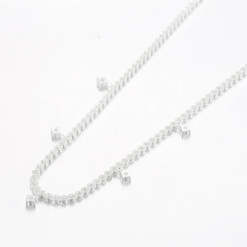 (slika za) PANDORA Sijoča ogrlica s padajočim dizajnom - 392405C01 - Ogled 3