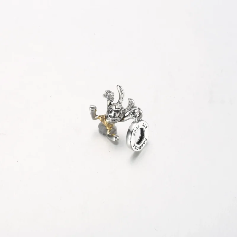 (slika za) Viseči obesek za 100. obletnico Oswalda PANDORA Disney - 792519C01 - Ogled 4