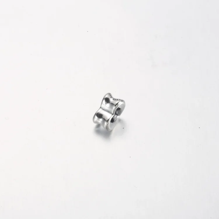 Pandora Radiant obesek z odprtim srcem - 792492C00