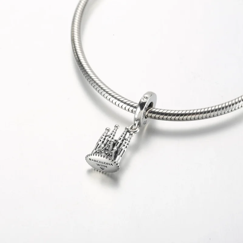 (slika za) Viseči obesek Pandora Barcelona Monument - 792709C01 - Ogled 4