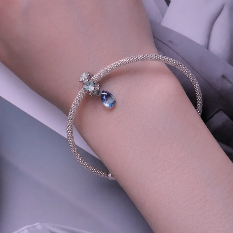 (slika za) Distančnik štiriperesne deteljice v stilu Pandora - SCC2485 - Ogled 5