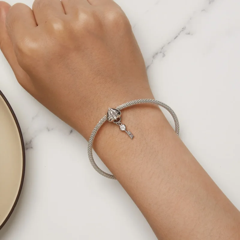 (slika za) Obesek za ključe s ključavnico v obliki srca Pandora - SCC2580 - Ogled 7