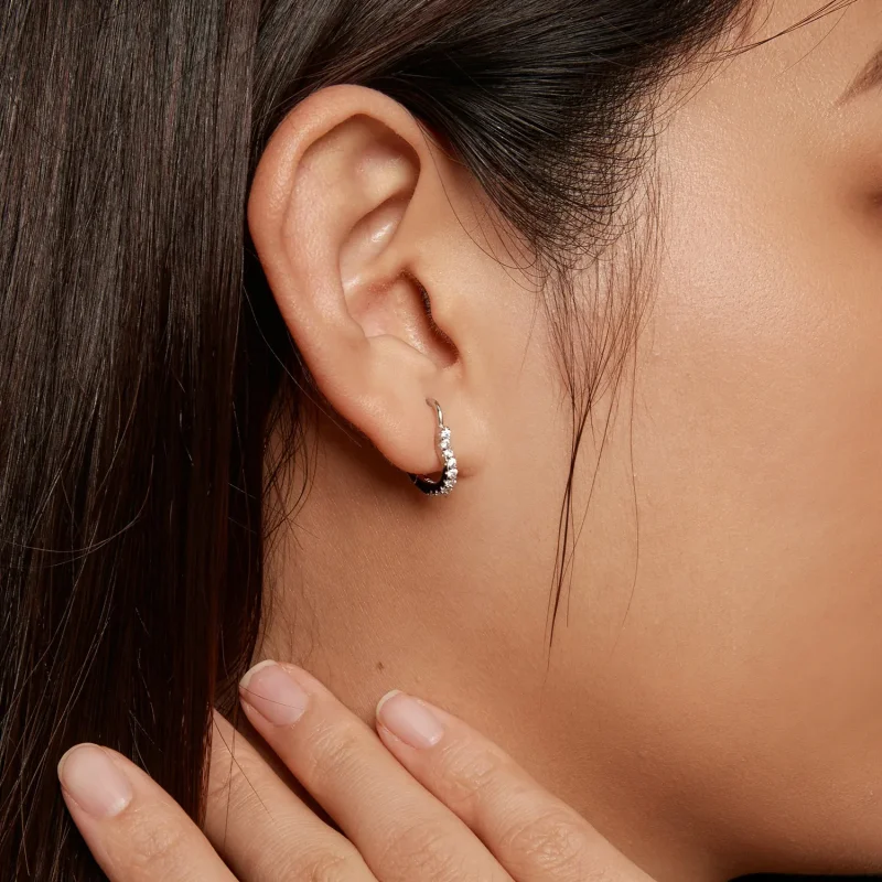 (slika za) Obročasti uhani iz moissanita v obliki srca Pandora (en certifikat) - MSE035 - Ogled 9