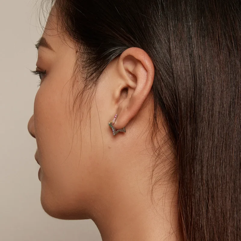 (slika za) Obročasti uhani s prelivajočimi se zvezdami v stilu Pandora - SCE1627 - Ogled 6