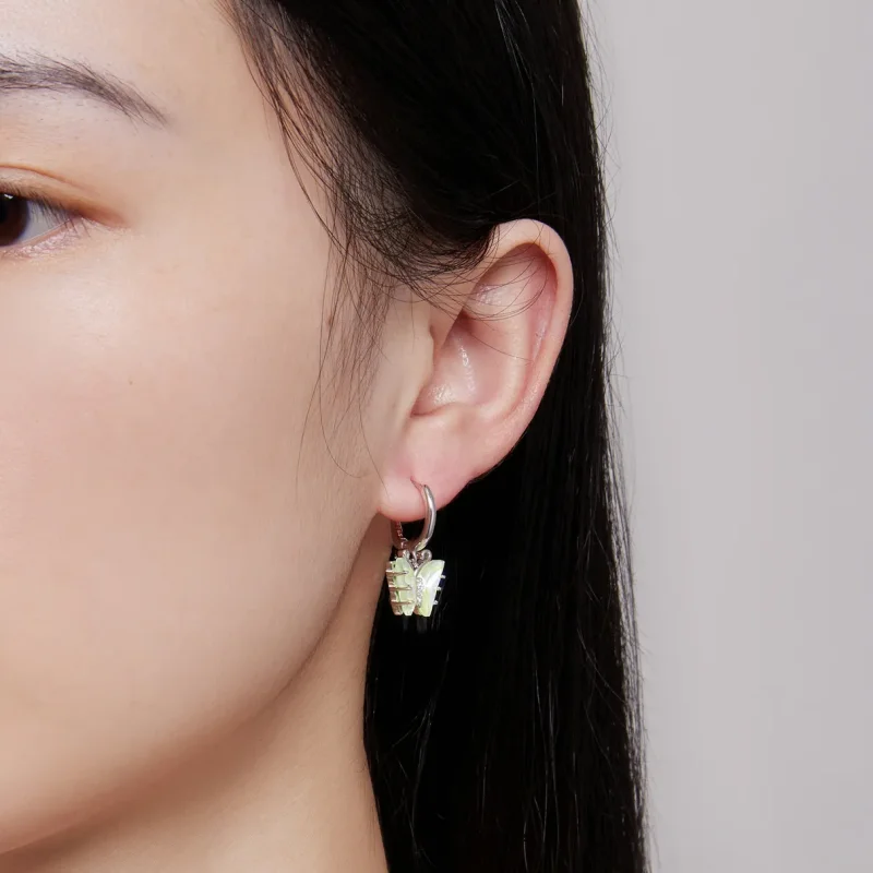 (slika za) Obročasti uhani z metulji v slogu Pandora - SCE1588-GN - Ogled 6