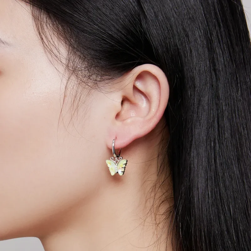 (slika za) Obročasti uhani z metulji v slogu Pandora - SCE1588-GN - Ogled 8