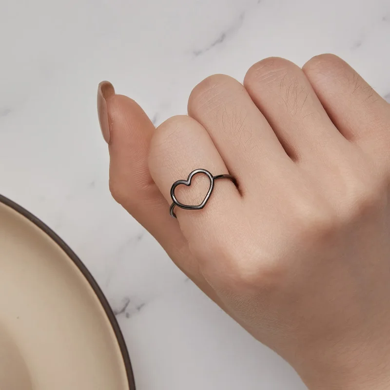 (slika za) Črn prstan v obliki srca v slogu Pandora - SCR641-D - Ogled 5