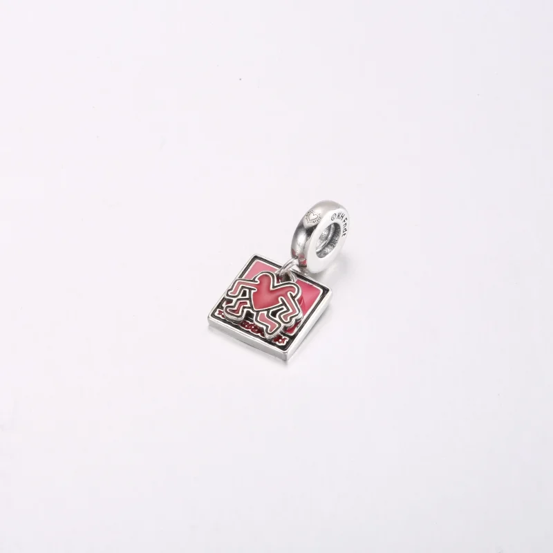 (slika za) Dvojni viseči obesek s hodečimi srčki Keith Haring™ x Pandora - 792216C01 - Ogled 2