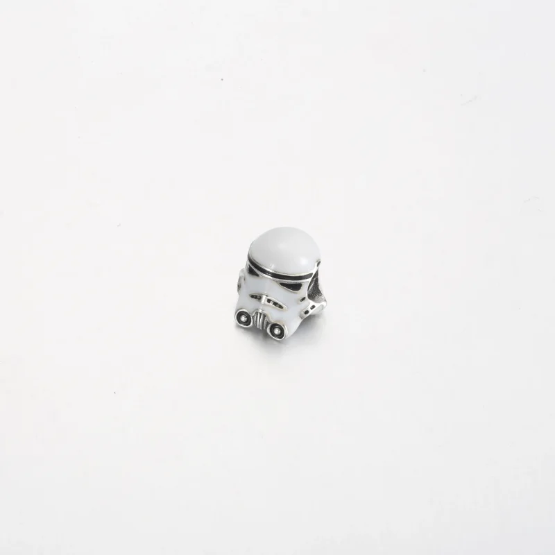 (slika za) Obesek za čelado Pandora Star Wars™ Stormtrooper™ - 791454C01 - Ogled 2
