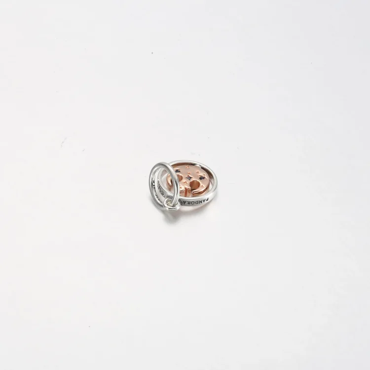 PANDORA Vrtljivi obesek s simbolom Star Wars™ Rebel Alliance™ - 380789C01