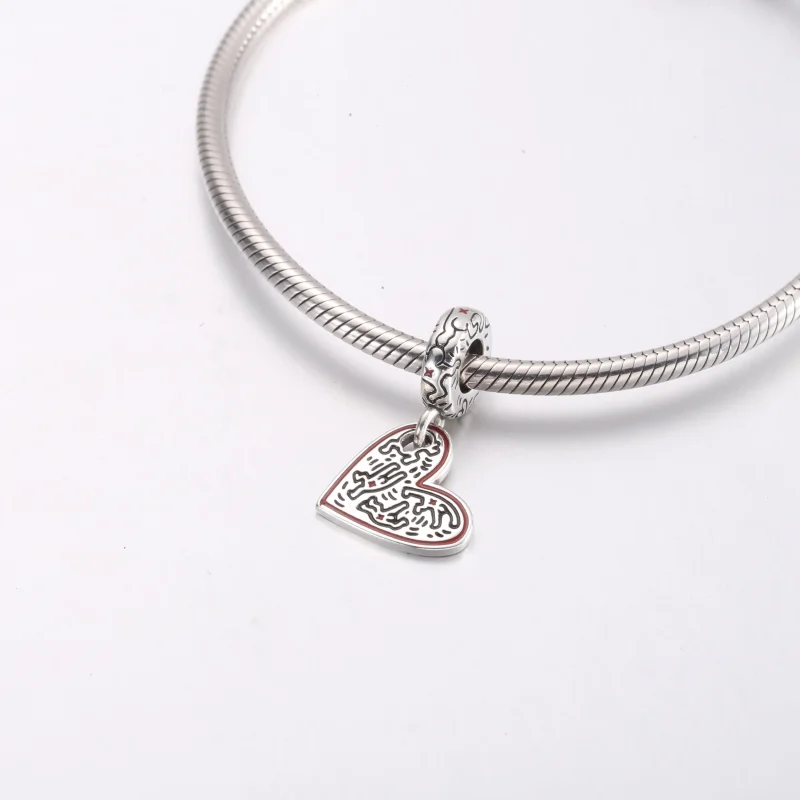 (slika za) Viseči obesek Keith Haring™ x Pandora z linijskim srčastim motivom - 792215C01 - Ogled 4