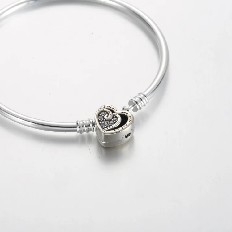 Zapestnica z zaponko Pandora Moments Entwined Infinite Hearts - 591064C01