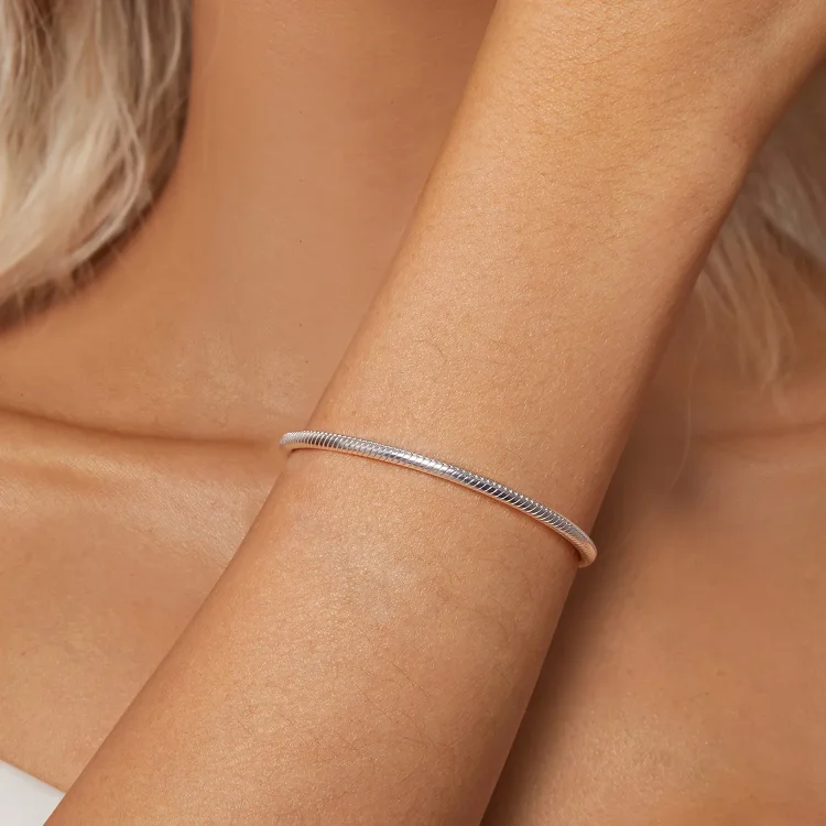 Osnovna zapestnica PANDORA Style Forever Love Snake Bone - SCB272