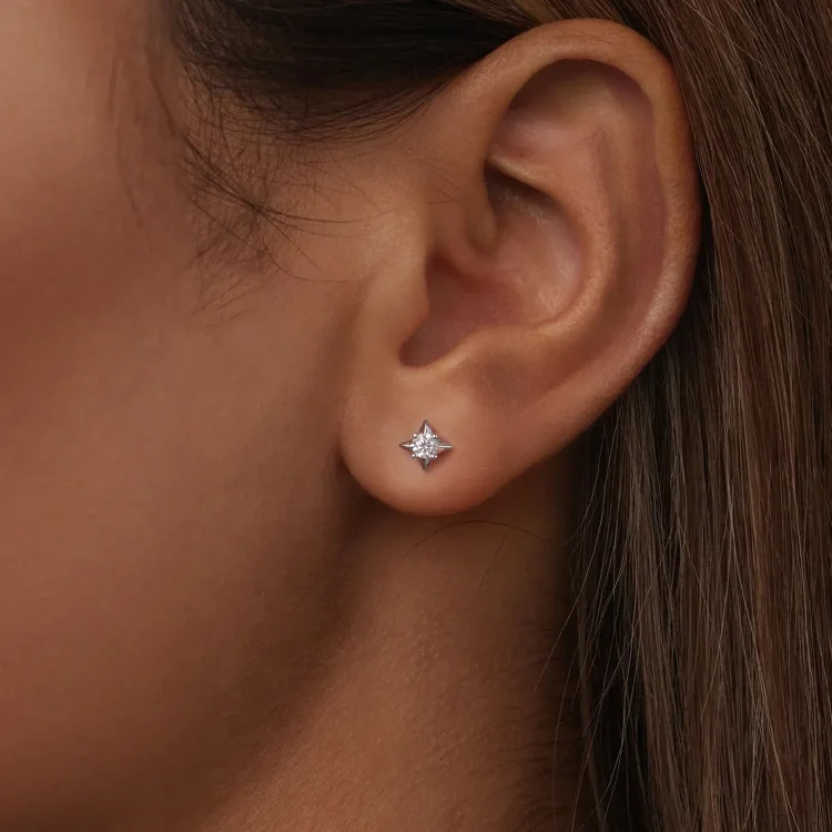 Bleščeči uhani PANDORA Style Star (en certifikat) - MSE067