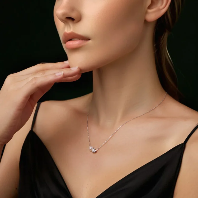 Ogrlica iz moissanite vrtnice v stilu PANDORA (z enim certifikatom) - MSN040