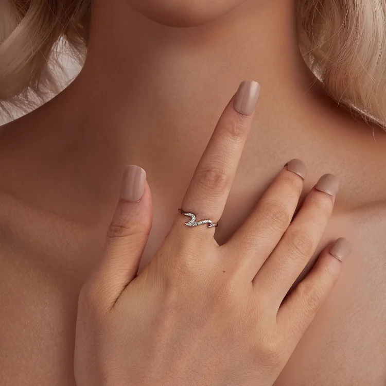 PANDORA stilski prstan z valovi - BSR587