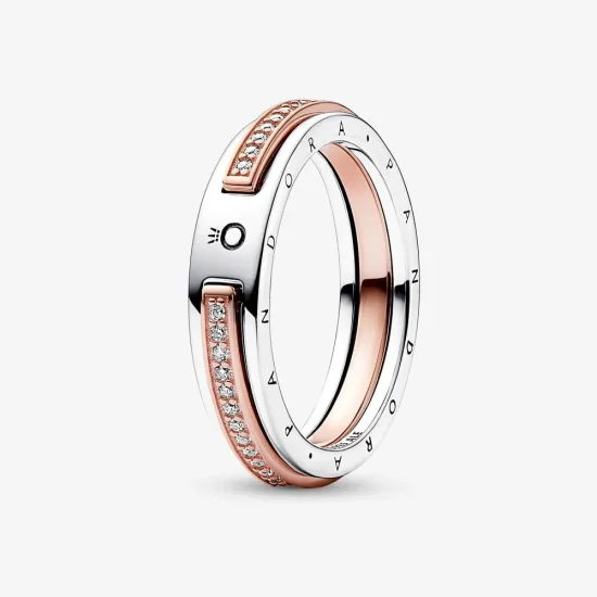 (slika za) Dvobarvni prstan Pandora Signature z logotipom v slogu pavé - 182773C01