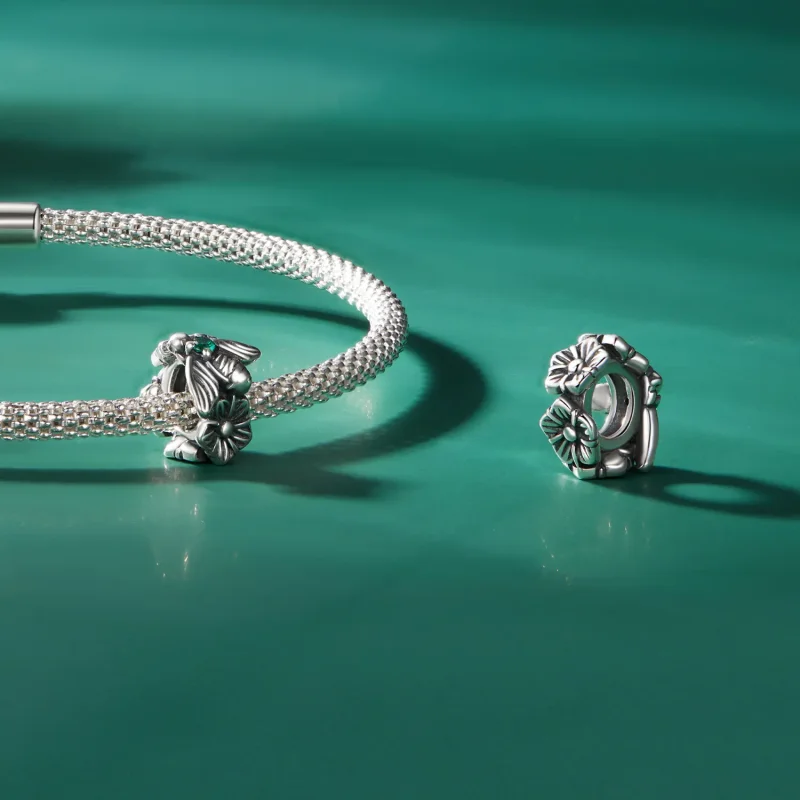 (slika za) Distančni obesek Lucky Bee v stilu Pandora - SCC2526 - Ogled 4