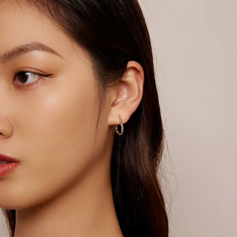 (slika za) Obročasti uhani v obliki srca v slogu Pandora - SCE1606 - Ogled 8