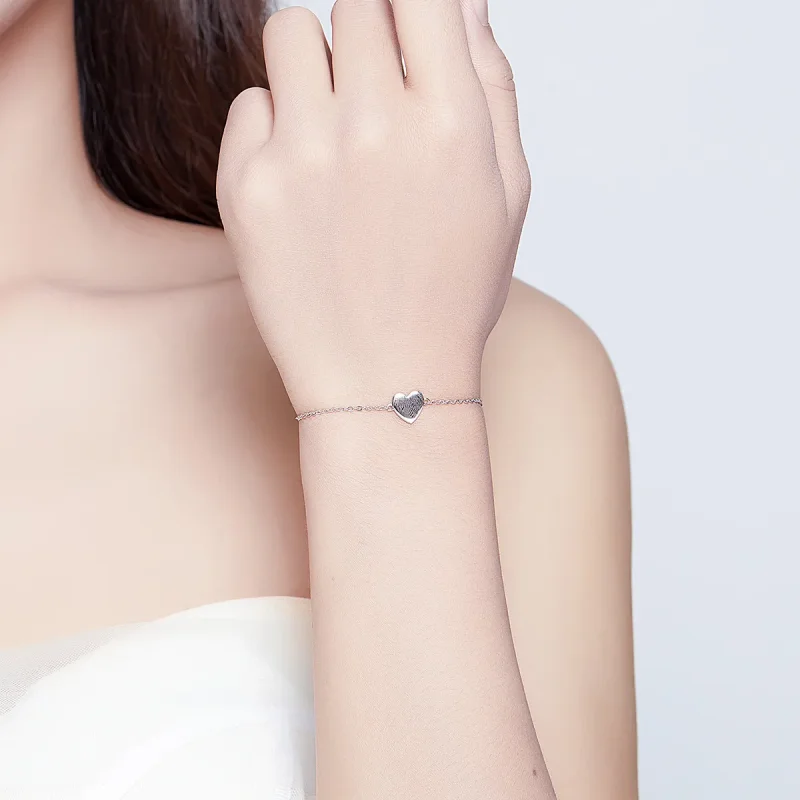 (slika za) Srebrna drsna zapestnica z verižico ljubljenega srca v slogu Pandora - SCB161 - Ogled 5