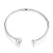 Srebrna preprosta raztegljiva odprta zapestnica Pandora Style - SCB198 Srebrna preprosta raztegljiva odprta zapestnica Pandora Style - SCB198