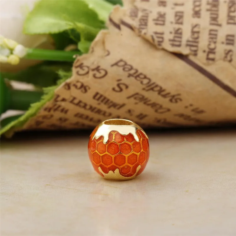 (slika za) Golden Honey Charm, PANDORA Shine™ toplo rumen emajl - 767120EN158 - Ogled 3