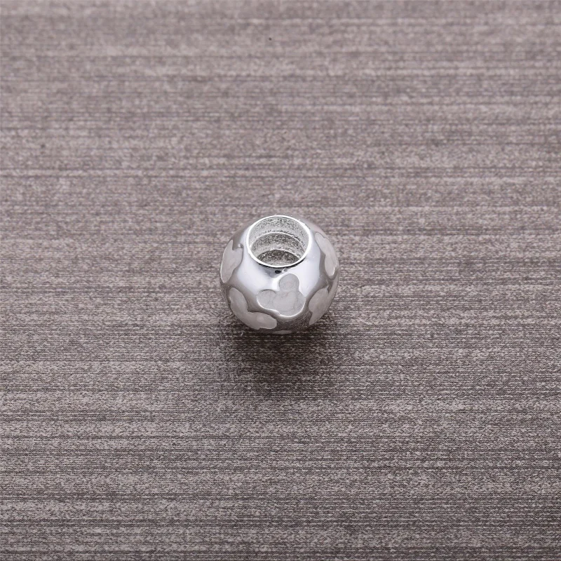 (slika za) Mickey Mouse Mother of Pearl Icon Charm by PANDORA - 7501057370023P - Ogled 3