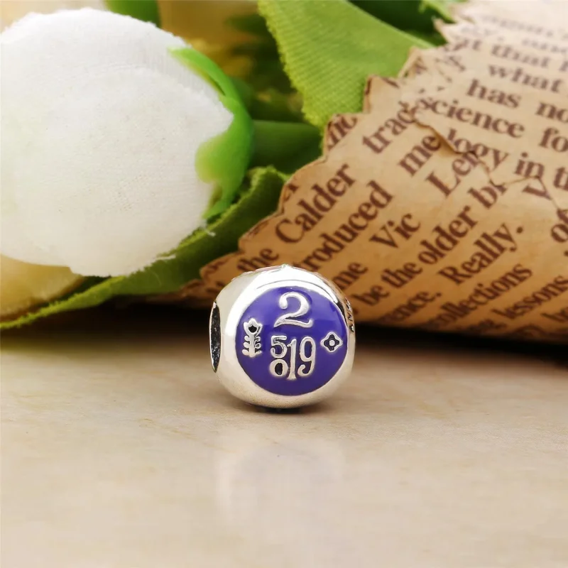 (slika za) Obesek Disney, to je mali svet, PANDORA - 7501057371848P - Ogled 3