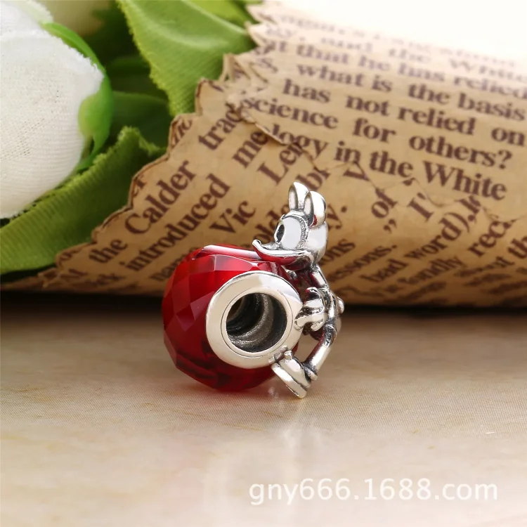 Obesek PANDORA Disney, Mickey Love Heart Charm - 797168NFR
