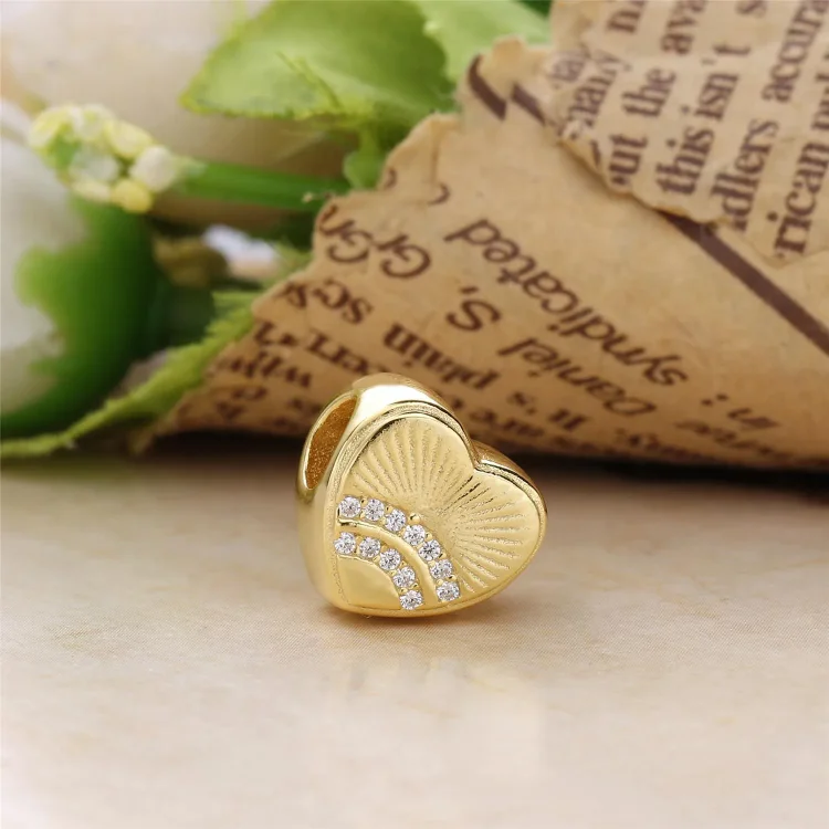 Obesek PANDORA Sunshine Heart Charm, PANDORA Shine™ & Clear CZ - PX00330-1