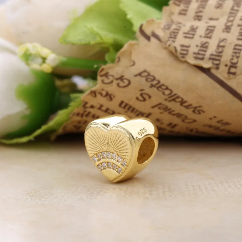 (slika za) Obesek PANDORA Sunshine Heart Charm, PANDORA Shine™ & Clear CZ - PX00330-1 - Ogled 4