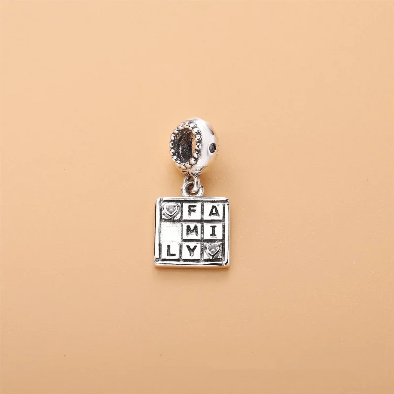 (slika za) PANDORA Family Game Night Viseči obesek, prozoren CZ - 797626CZ - Ogled 2
