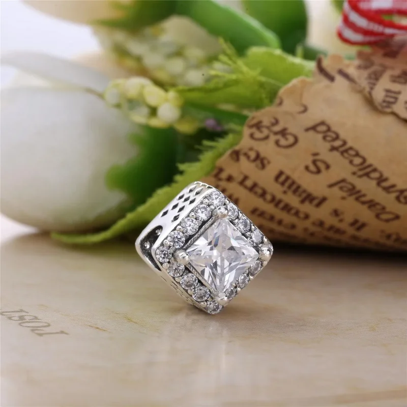 (slika za) PANDORA Geometric Radiance Clear CZ Charm - 796206cz - Ogled 3