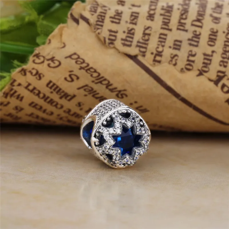 (slika za) PANDORA Glacial Beauty Charm, švicarski modri kristali in prozoren CZ - 796360NS - Ogled 2