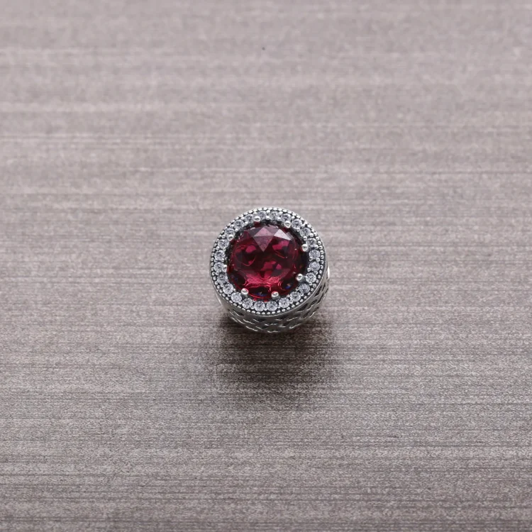 PANDORA Obesek Cerise Radiant Hearts - 791725NCC