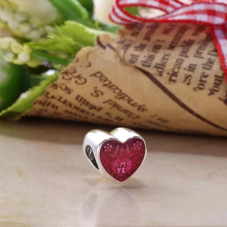 PANDORA Obesek Latin Love Heart, prozoren cerize emajl - 792048EN117