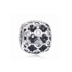 PANDORA Obesek V središču pozornosti - PX00257-1