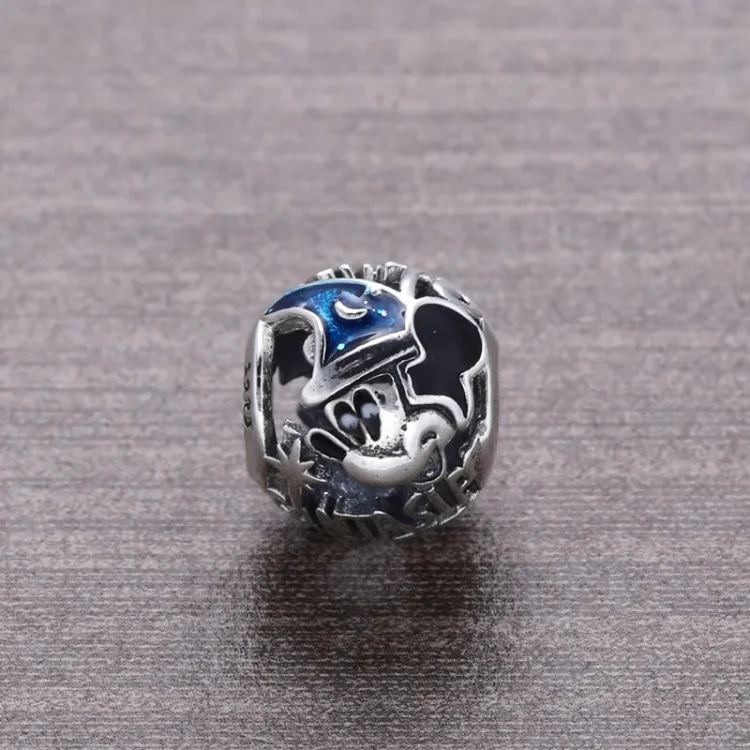 PANDORA Obesek za 75. obletnico Sorcerer Mickey Fantasia - 7501055890345P