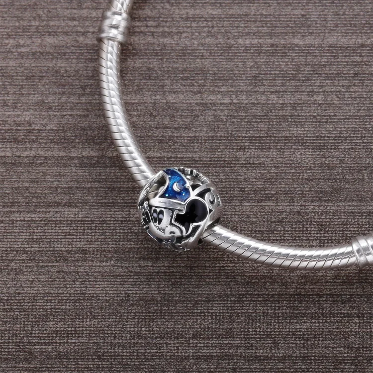 PANDORA Obesek za 75. obletnico Sorcerer Mickey Fantasia - 7501055890345P