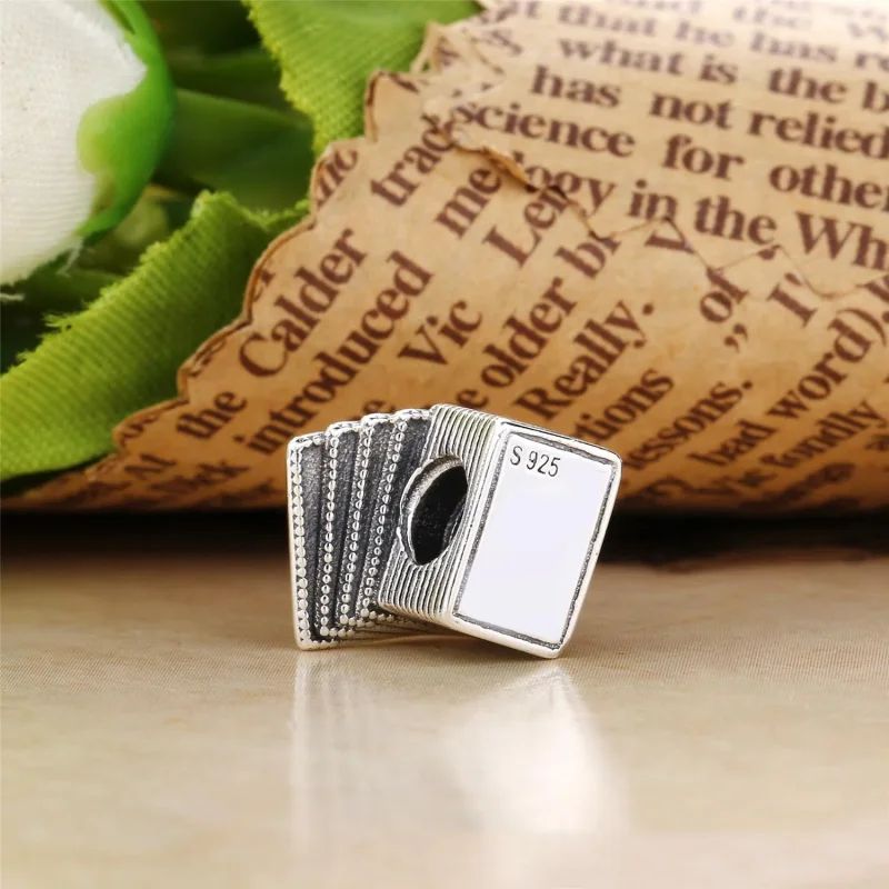 (slika za) PANDORA obesek za igralne karte, rdeč in črn emajl - 797195EN09 - Ogled 3